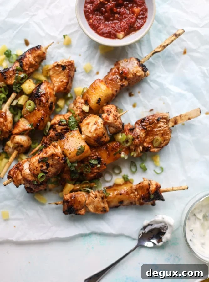 pineapple chili chicken skewers I howsweeteats.com