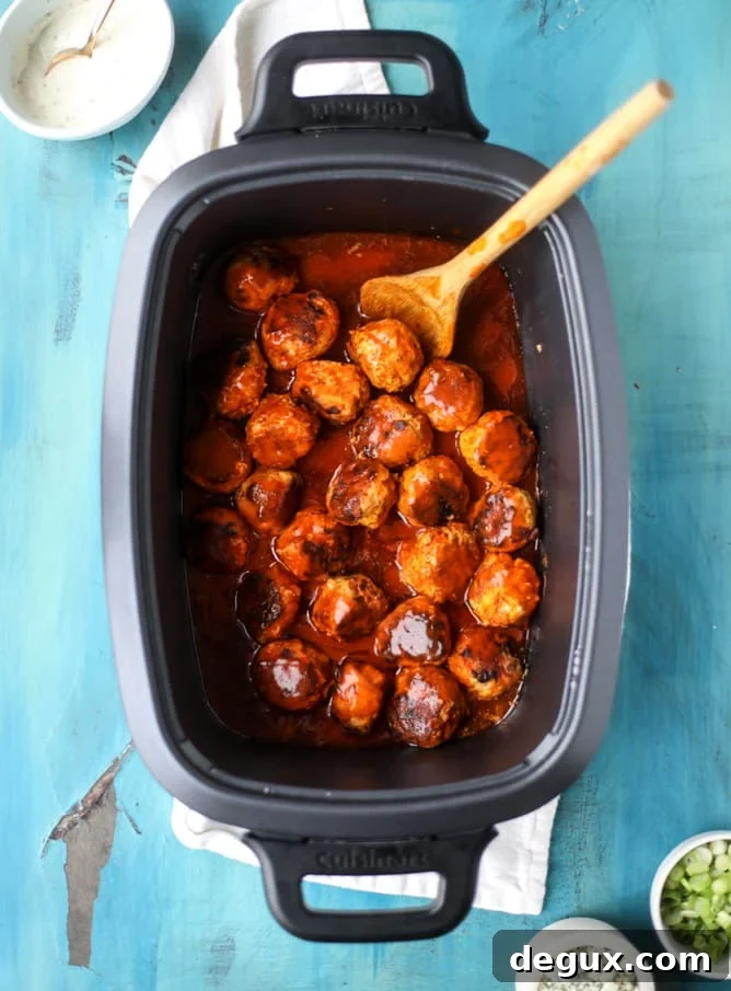 slow cooker buffalo chicken meatballs I howsweeteats.com 