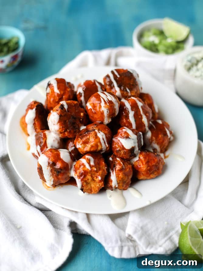 slow cooker buffalo chicken meatballs I howsweeteats.com 