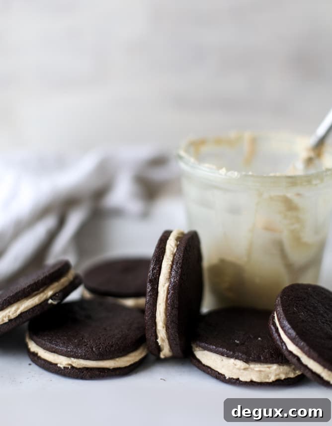 peanut butter oreos I howsweeteats.com 