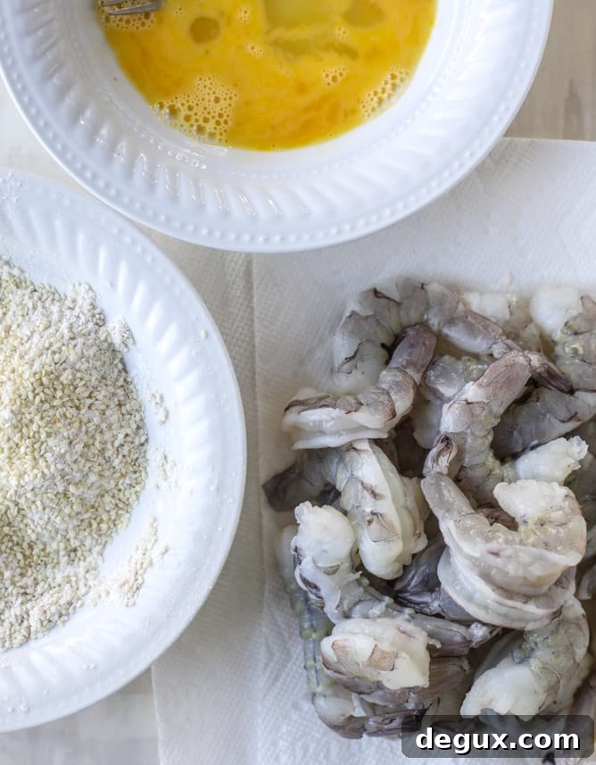 Sesame-Crusted Shrimp with Mango Quinoa Bowls for Summer Meals 4 sesame crusted shrimp and mango quinoa bowls I howsweeteats.com