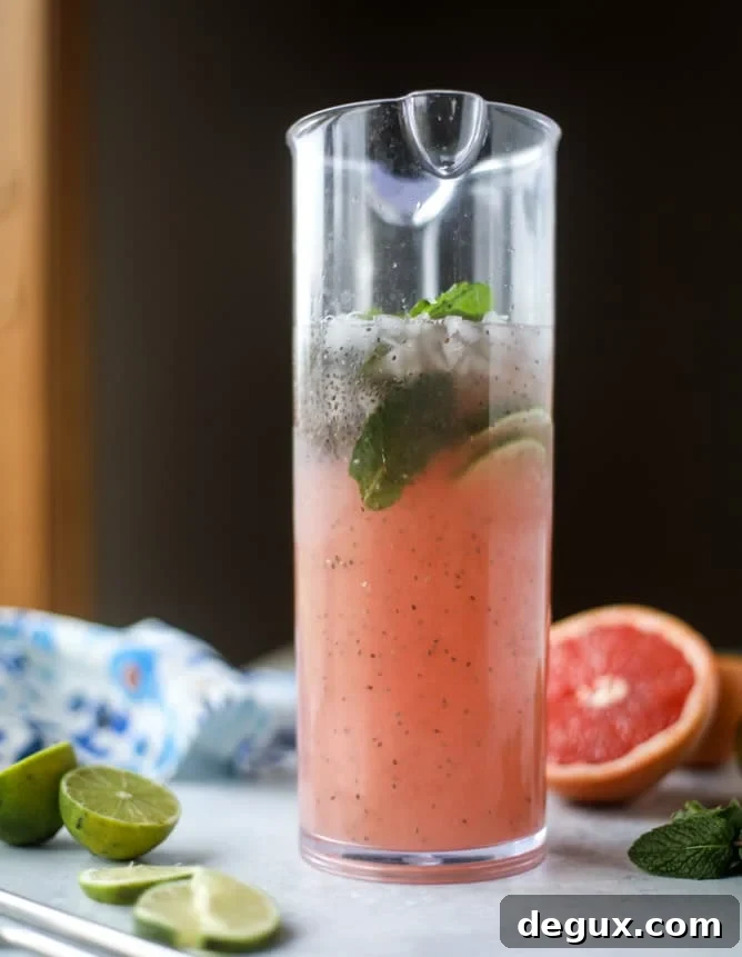 grapefruit mint chia refresher I howsweeteats.com