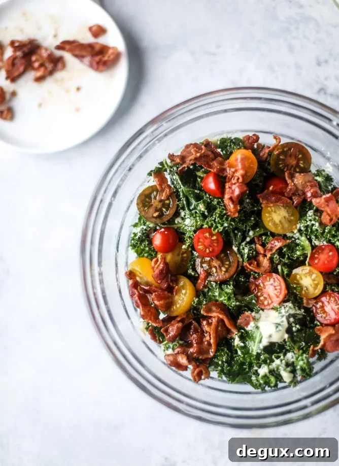 BLT Kale Salad with Greek Yogurt Ranch Dressing 6 BLT shredded kale salad with greek yogurt ranch I howsweeteats.com