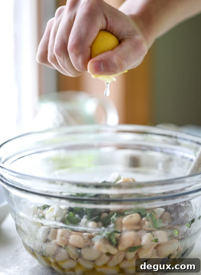 Marinated White Beans on Olive Oil Toast: Savory Brunch Recipe 5 marinated white beans with olive oil toasts I howsweeteats.com