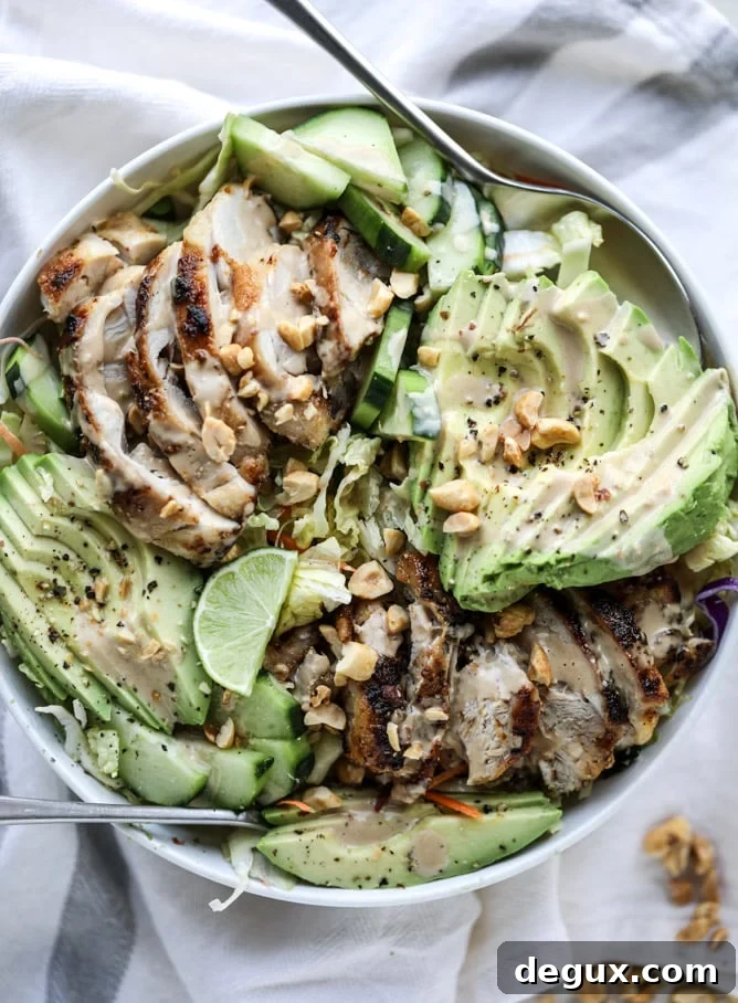 chicken avocado salad with peanut dressing I howsweeteats.com