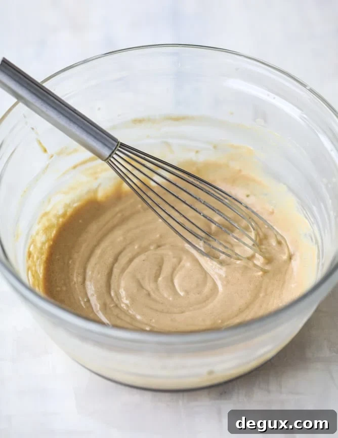 chicken avocado salad with peanut dressing I howsweeteats.com
