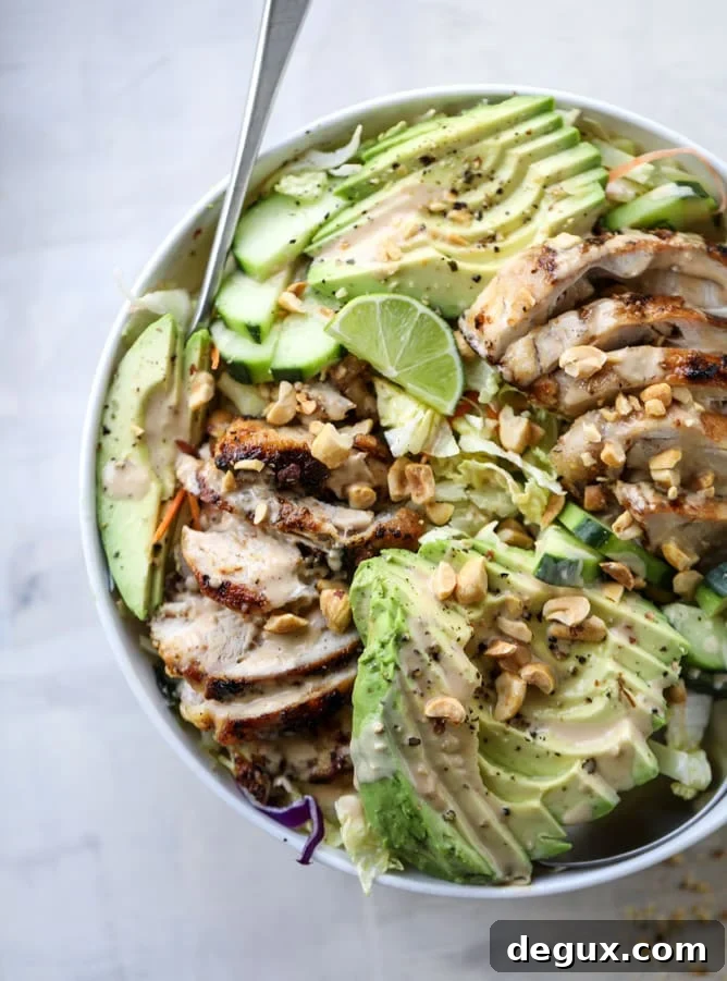 chicken avocado salad with peanut dressing I howsweeteats.com