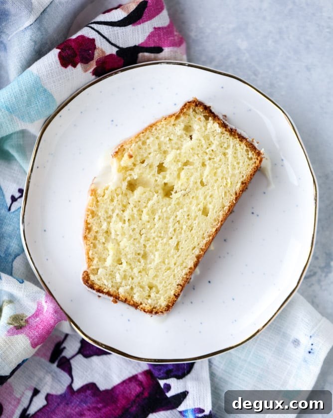 greek yogurt lemon loaf I howsweeteats.com