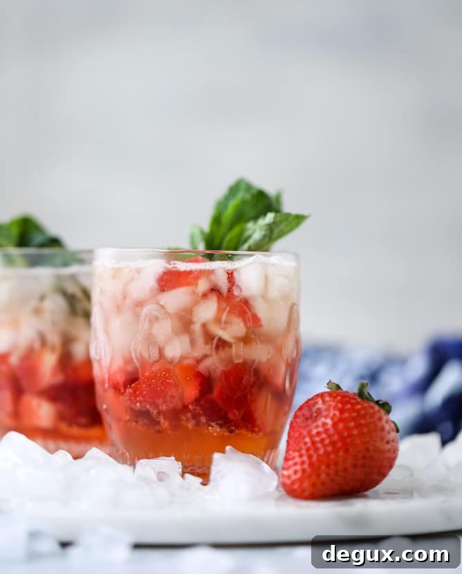strawberry ginger smash I howsweeteats.com