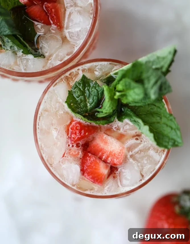 strawberry ginger smash I howsweeteats.com