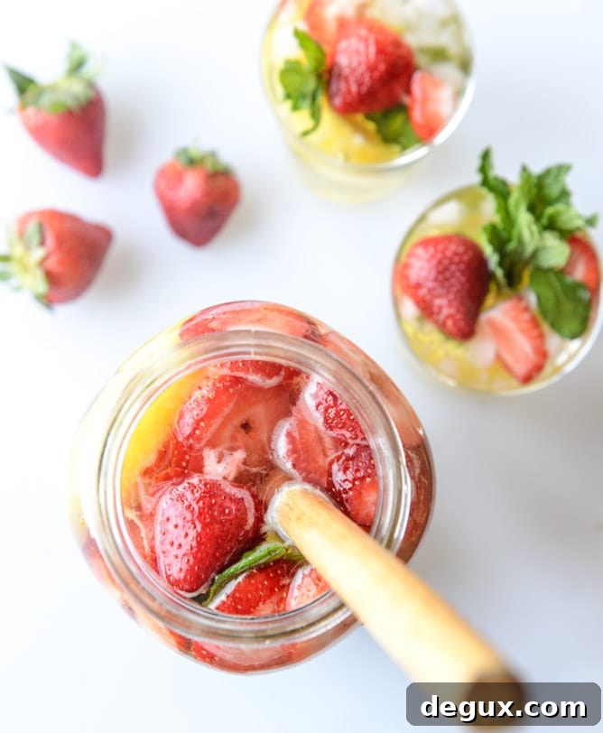 10 Delightful Mother’s Day Cocktails to Impress Mom 11 10 perfect cocktails for Mother's Day I howsweeteats.com