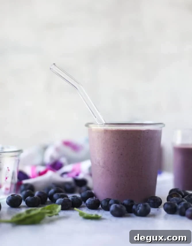 pink dragonfruit + blueberry smoothie I howsweeteats.com