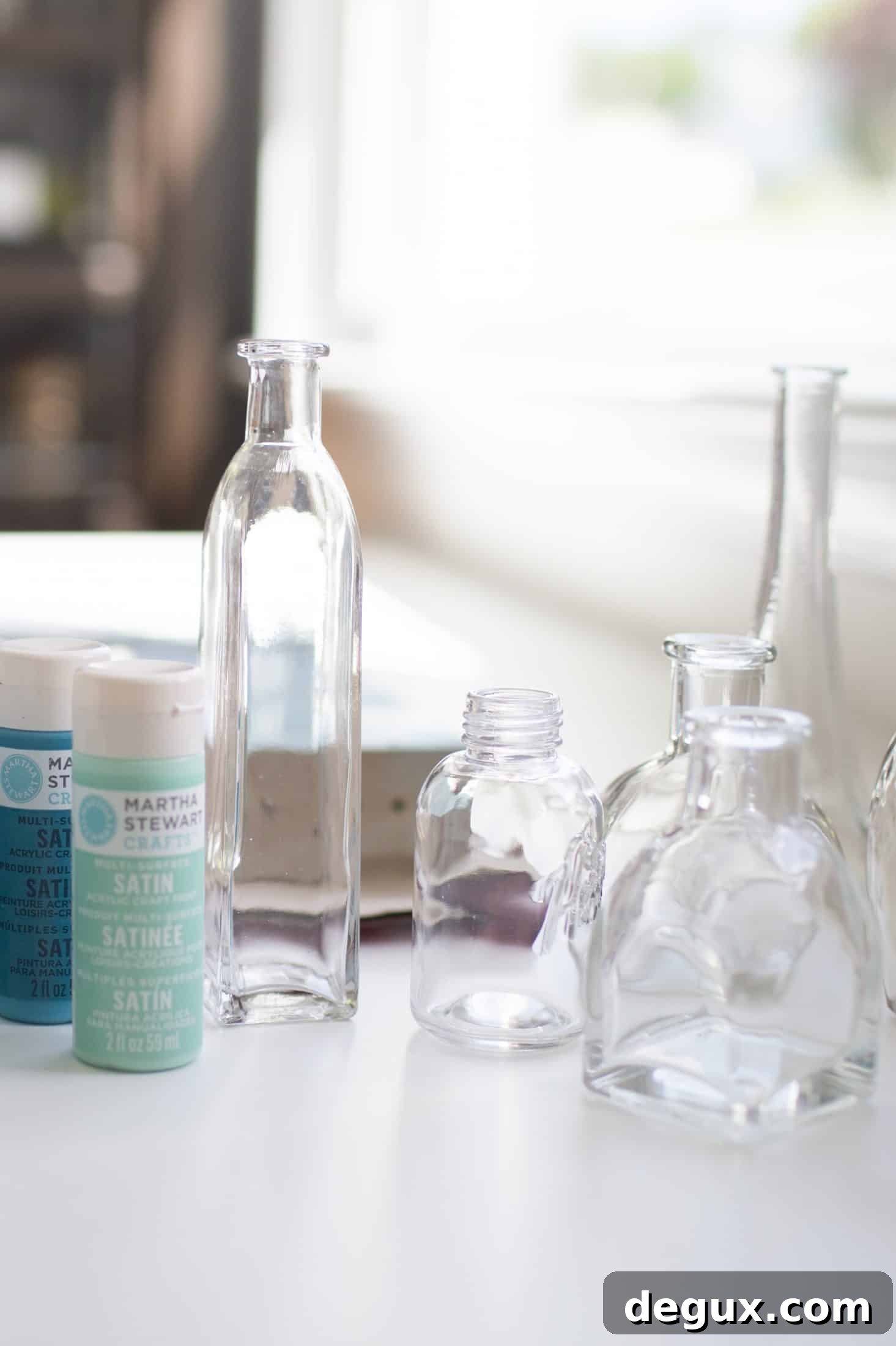 DIY Painted Bud Vases: Simple Ideas for Pretty Mini Floral Displays 3 img 49865 2