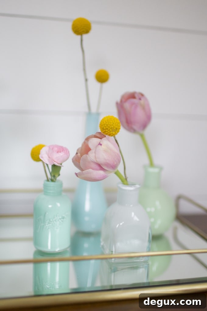 DIY Painted Bud Vases: Simple Ideas for Pretty Mini Floral Displays 7 img 49865 6