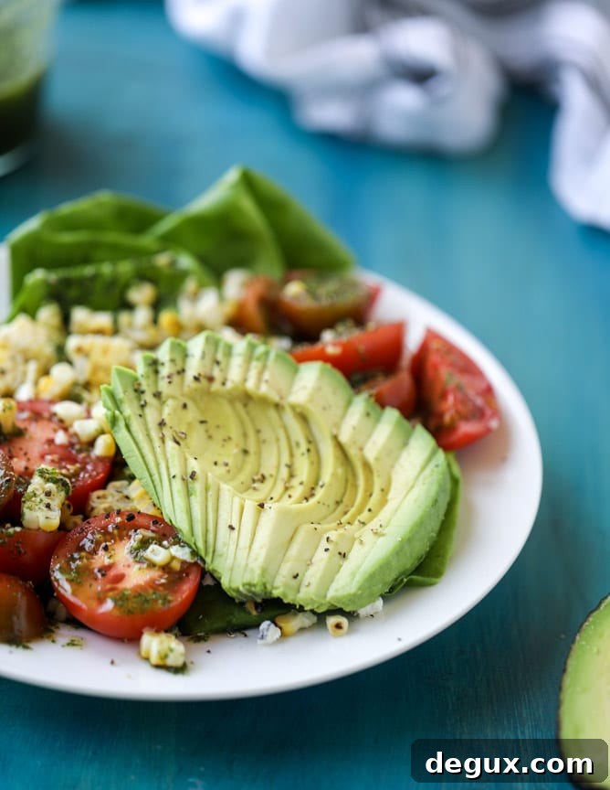 grilled corn, tomato & avocado salad with chimichurri I howsweeteats.com