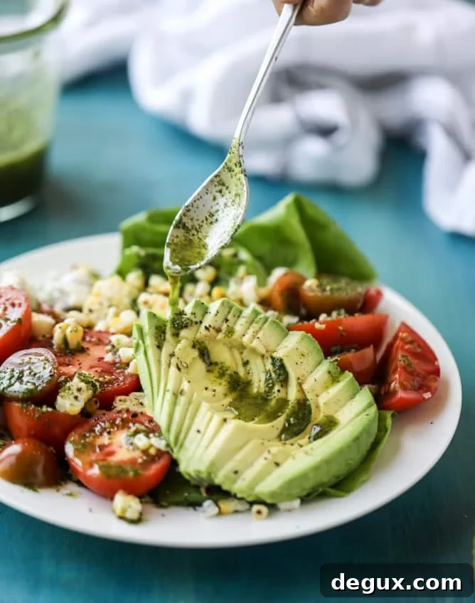 grilled corn, tomato & avocado salad with chimichurri I howsweeteats.com