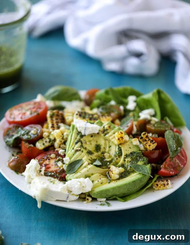 grilled corn, tomato & avocado salad with chimichurri I howsweeteats.com