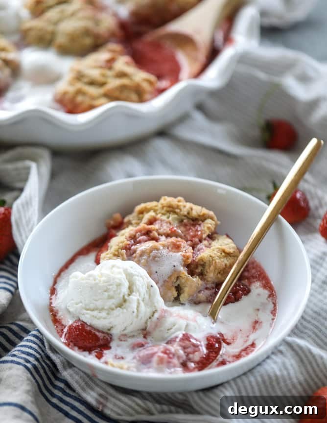 Fresh Strawberry Cobbler Recipe — Classic Summer Dessert 10 fresh strawberry cobbler I howsweeteats.com