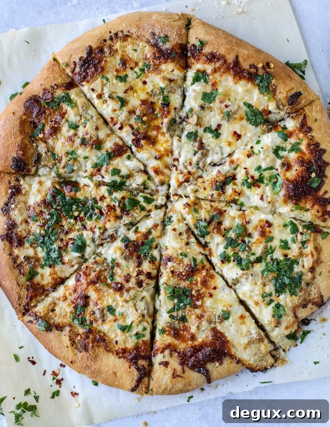 White Clam and Chili Oil Pizza Recipe: Savory Seafood Pie 6 white clam sauce pizza I howsweeteats.com