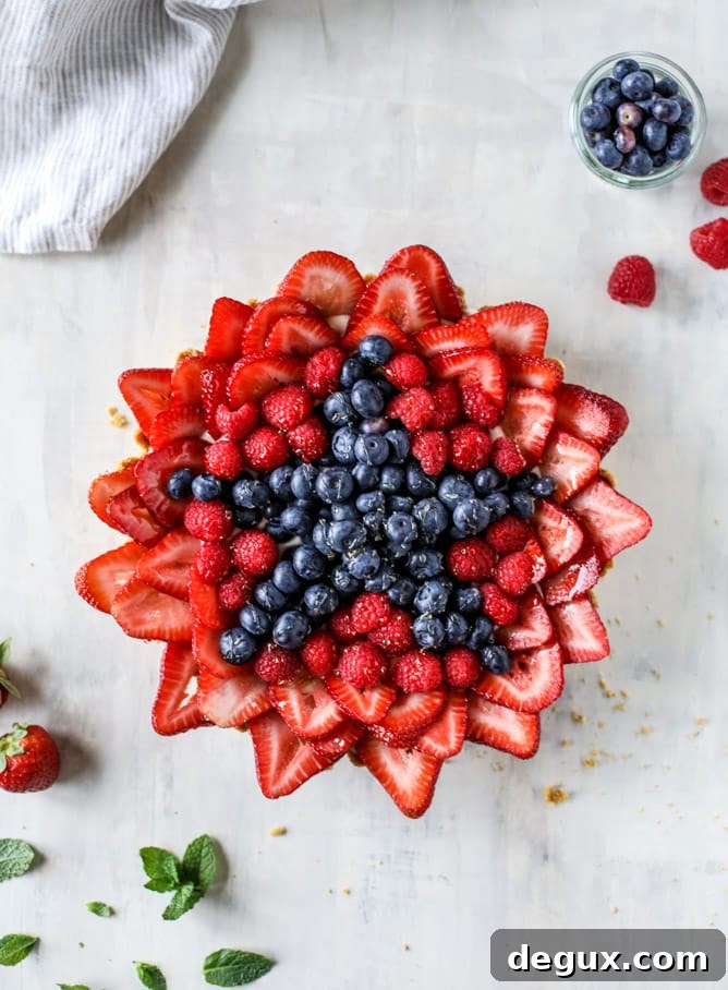Triple-Berry Star No-Bake Cheesecake Tart (Video) 6 fresh berry tart