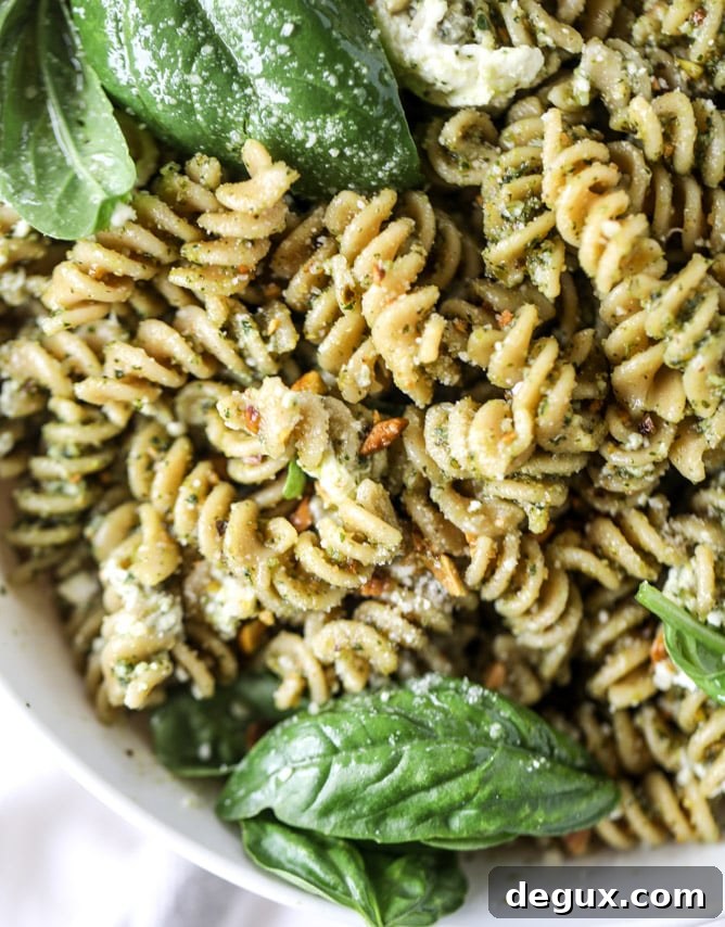 Pistachio Pesto Pasta Salad with Creamy Burrata 10 pistachio pesto pasta salad with burrata I howsweeteats.com