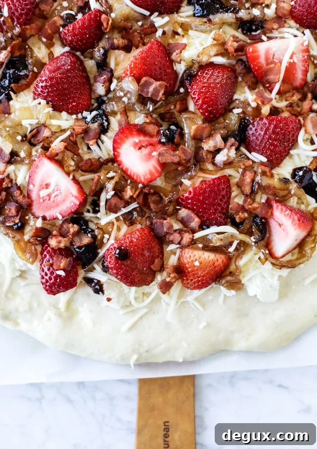 Strawberry, Bacon & Caramelized Onion Pizza Recipe 4 strawberry pizza I howsweeteats.com