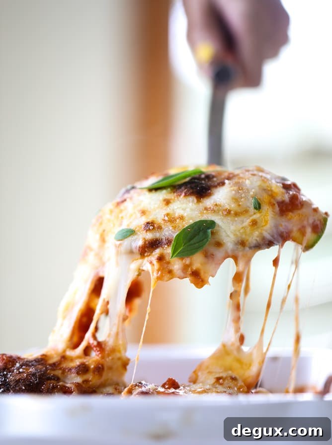 Cheesy Zucchini Roll-Ups (Video Guide) 8 cheesy zucchini roll-ups I howsweeteats.com