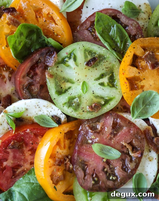 hot bacon caprese salad I howsweeteats.com