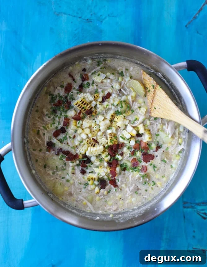 Grilled Corn, Chicken & Bacon Beer Chowder Recipe 4 grilled corn, chicken and bacon chowder I howsweeteats.com
