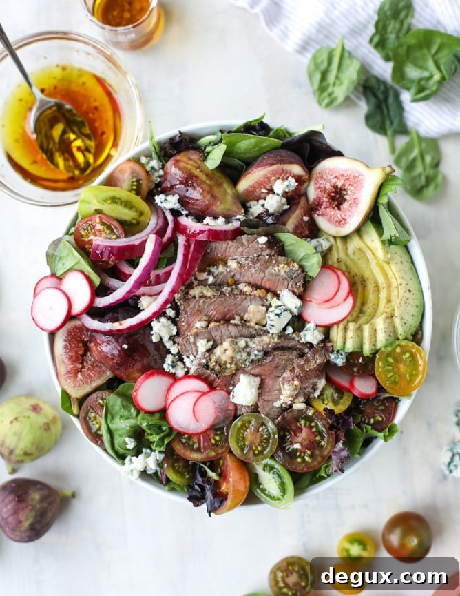 Gorgonzola-Crusted Steak Salad with Balsamic Glaze 7 gorgonzola crusted steak salads I howsweeteats.com