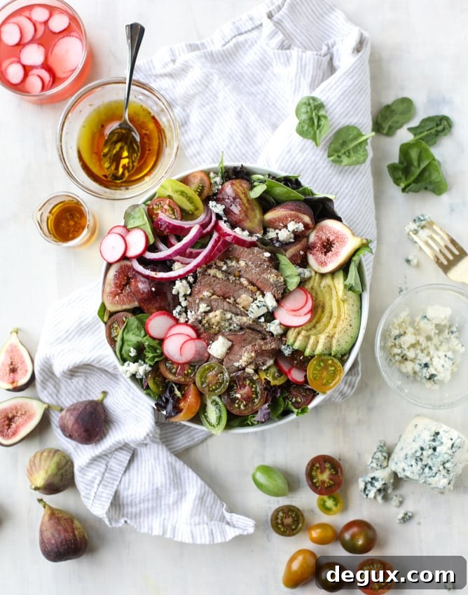 Gorgonzola-Crusted Steak Salad with Balsamic Glaze 9 gorgonzola crusted steak salads I howsweeteats.com