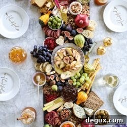 Maple Cream & Apple Baked Brie: Ultimate Friendsgiving Crostini Bar 10 img 51696 10