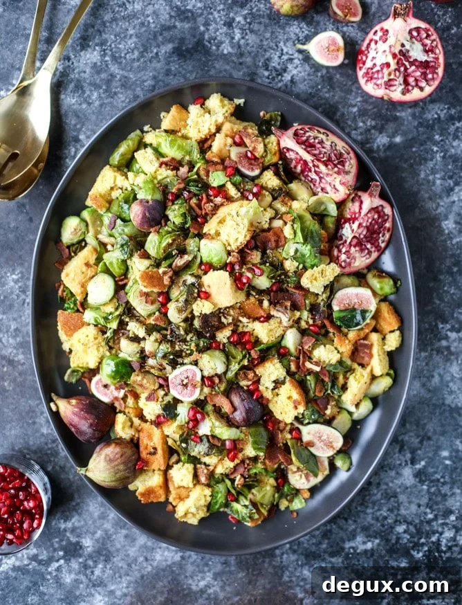 Friendsgiving Panzanella Salad with Brussels Sprouts, Bacon & Cornbread 5 brussels, bacon and cornbread panzanella salad I howsweeteats #thanksgiving #salad #sidedish