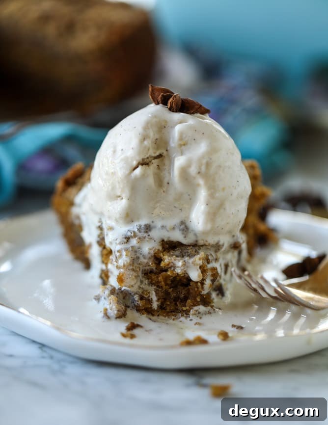 pumpkin coffee cake with chai ice cream I howsweeteats.com