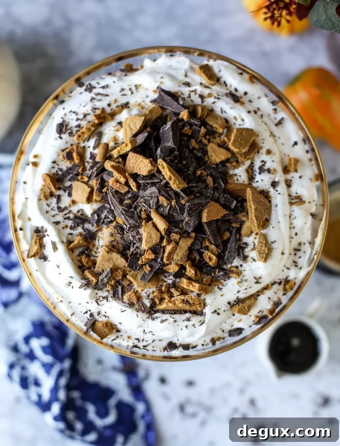 maple pumpkin gingersnap tiramisu trifle I howsweeteats.com #pumpkin #gingersnap #christmas #thanksgiving