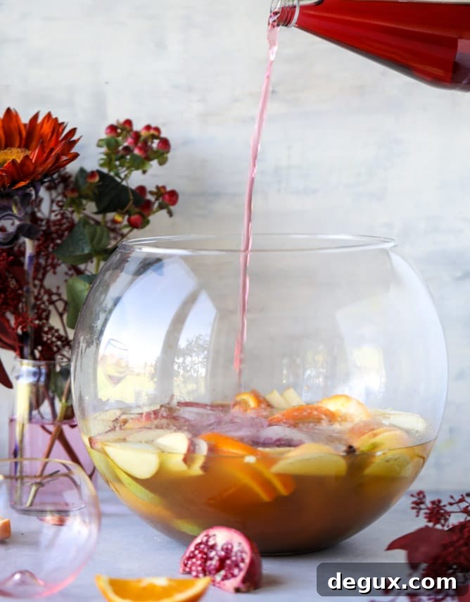 thanksgiving party punch I howsweeteats.com 