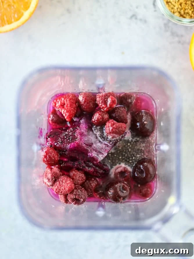 layered immunity boosting smoothie I howsweeteats.com #healthy #recipes #smoothie #immunityboosting