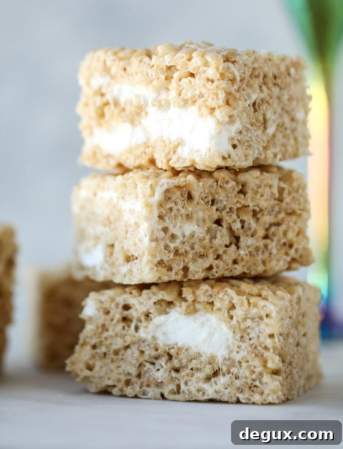 Champagne Caramel Krispie Treat Recipe for Special Occasions 4 champagne caramel krispie treats I howsweeteats.com #brownrice #ricekrispietreats #champagne #caramel