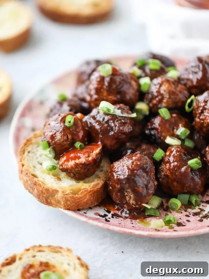 Chipotle BBQ Meatballs in Slow Cooker with Garlic Toast 9 slow cooker chipotle maple meatballs I howsweeteats.com #slowcooker #meatballs #turkey #maple #chipotle