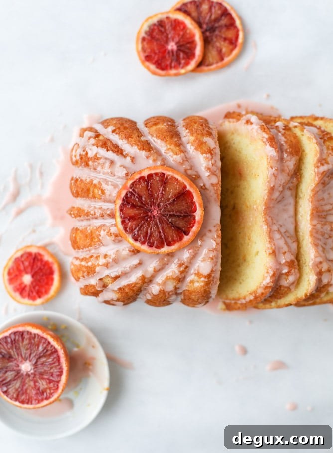 blood orange yogurt cake I howsweeteats.com #bloodorange #greekyogurt #yogurt #loafcake #cake #citrus