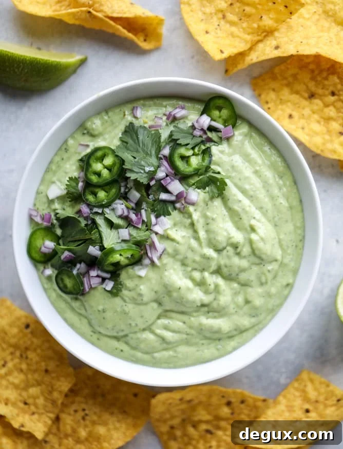 Smoky Roasted Jalapeño Guacamole Salsa Recipe 8 guacamole salsa I howsweeteats.com #guacamole #salsa #dip #avocado