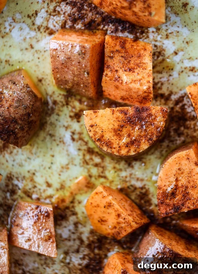 chipotle caramel sweet potato burrito bowls I howsweeteats.com #burritobowls #vegetarian #quinoa #sweetpotatoes 