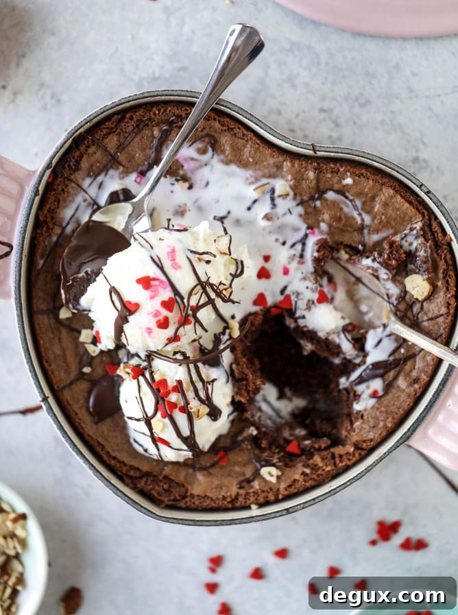 Amaretto Brownie Heart: Decadent Chocolate Dessert Recipe 8 amaretto brownies I howsweeteats.com #brownies #chocolate #amaretto #almond #valentinesday
