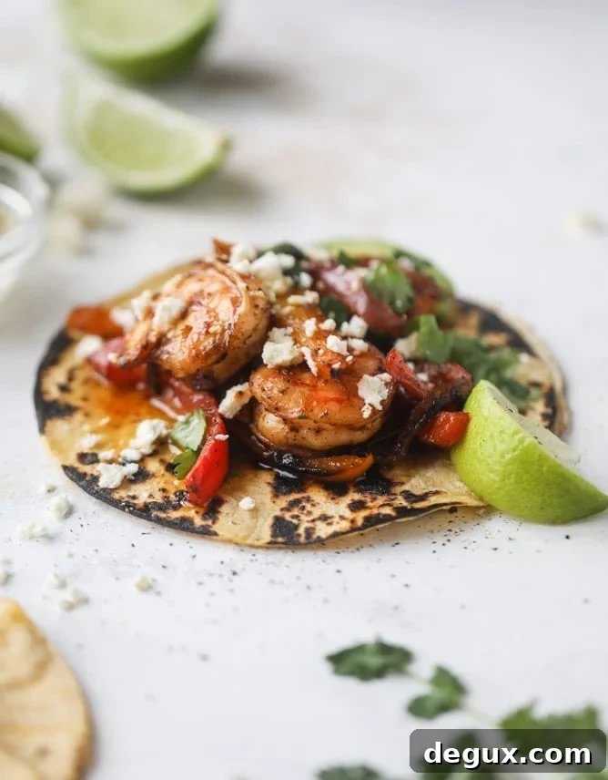 adobo shrimp fajitas I howsweeteats.com #shrimp #fajitas #tacos
