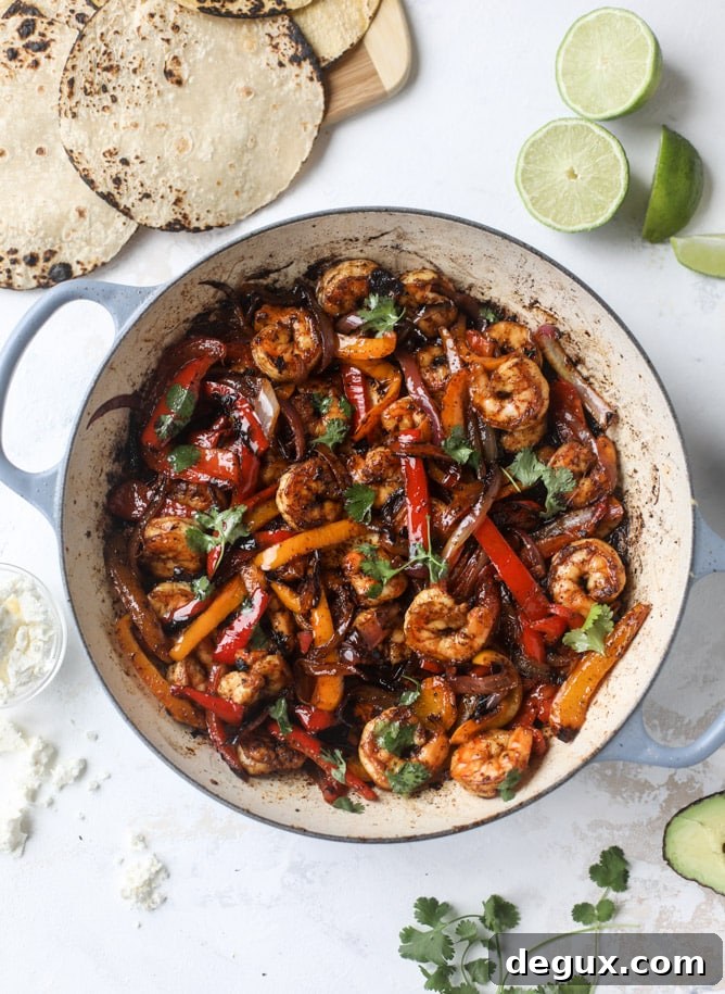 adobo shrimp fajitas I howsweeteats.com #shrimp #fajitas #tacos