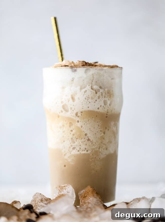 frozen irish cream cappuccinos I howsweeteats.com #coffee #frappuccino #cappuccino #frozen #irishcream #baileys