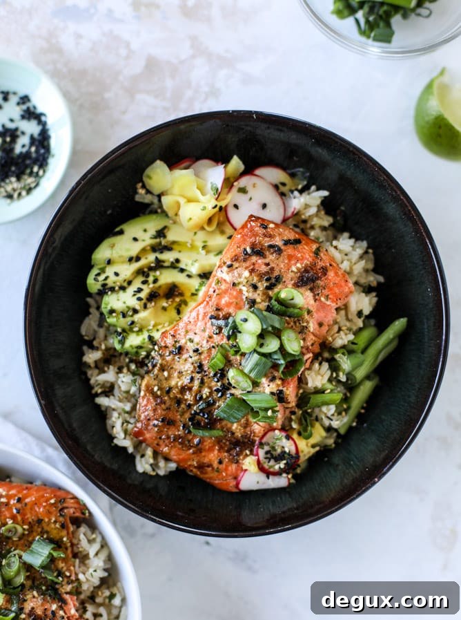 butter salmon rice bowls I howsweeteats.com #salmon #rice #bowls #seafood #healthy