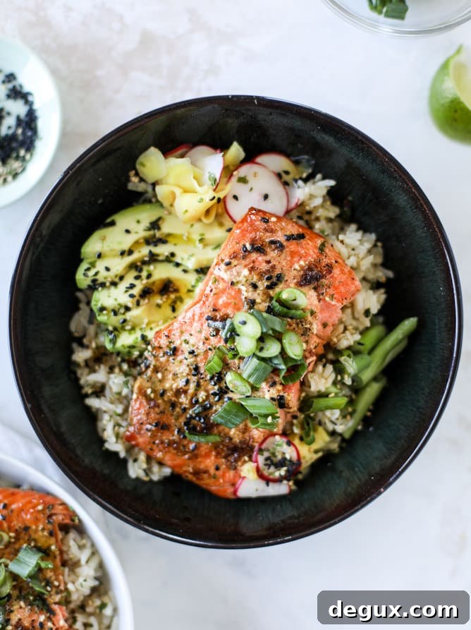 butter salmon rice bowls I howsweeteats.com #salmon #rice #bowls #seafood #healthy