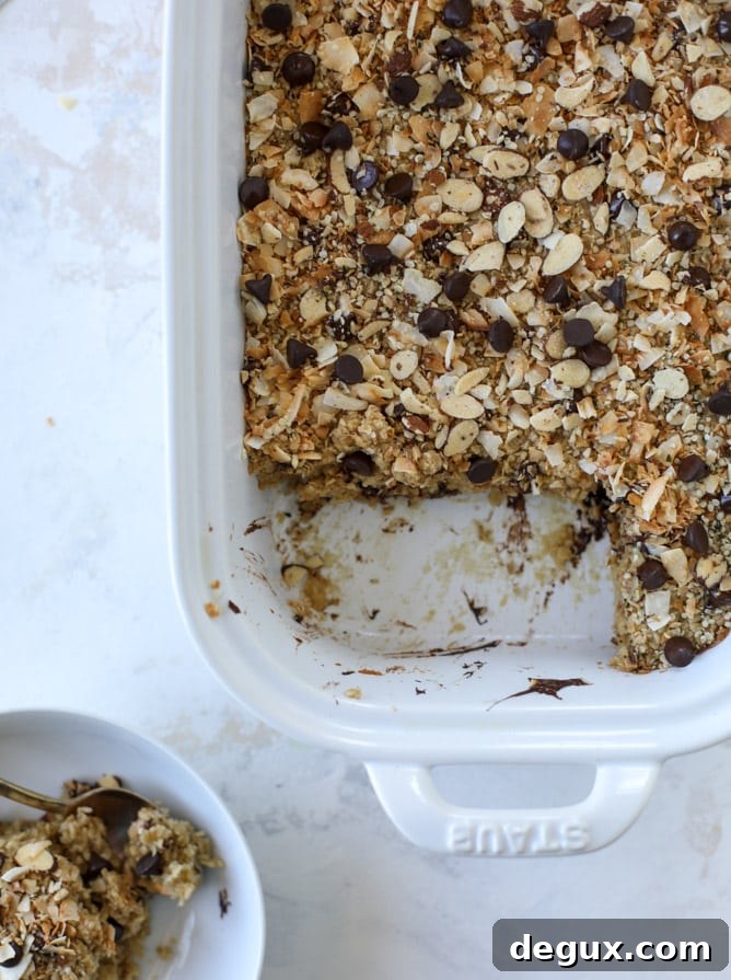 best ever baked oatmeal I howsweeteats.com #baked #oatmeal #breakfast #brunch