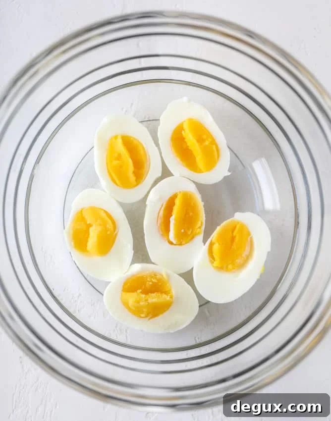best ever egg salad I howsweeteats.com #eggsalad #recipes #eggs #greekyogurt